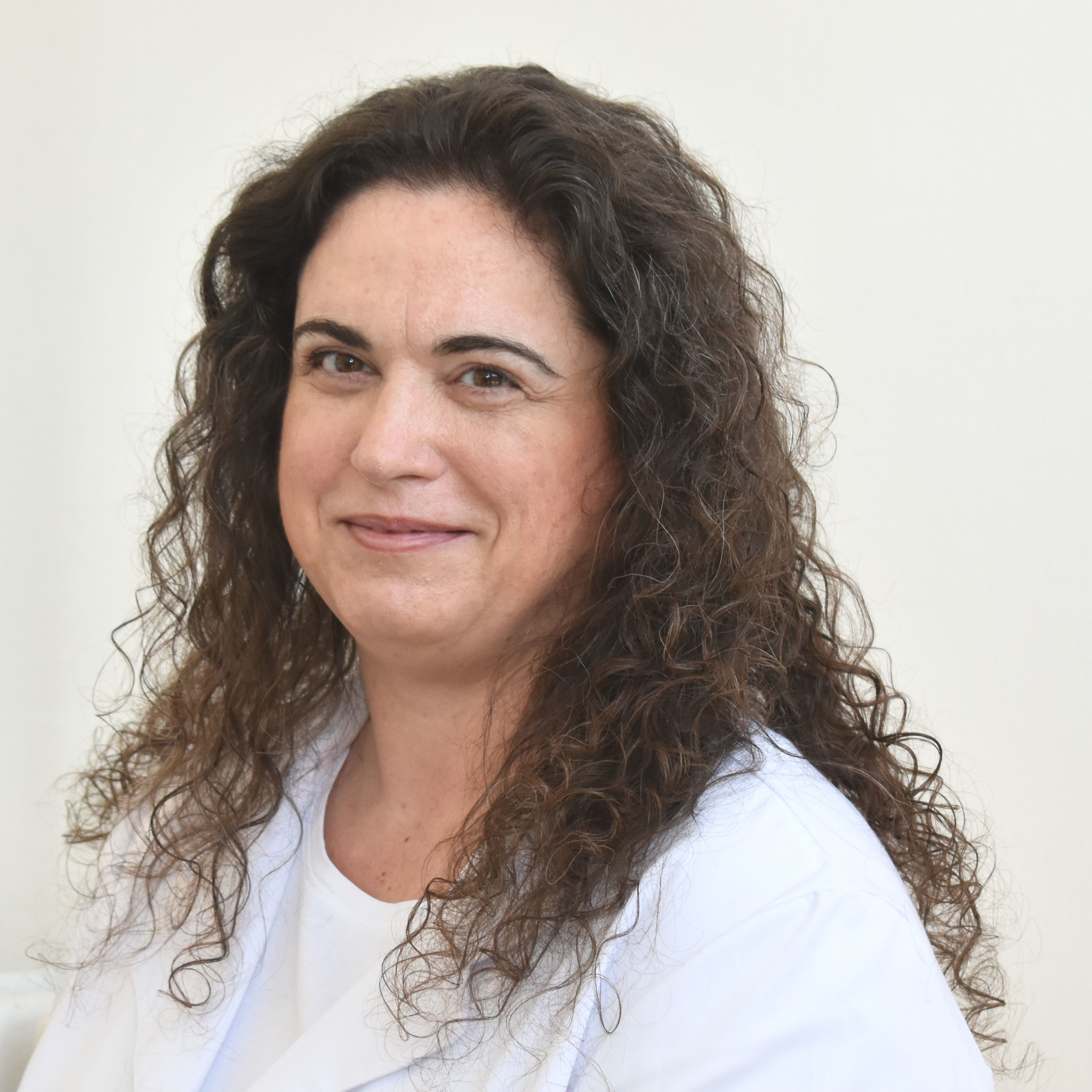 Dr. Tercsi Ildikó
